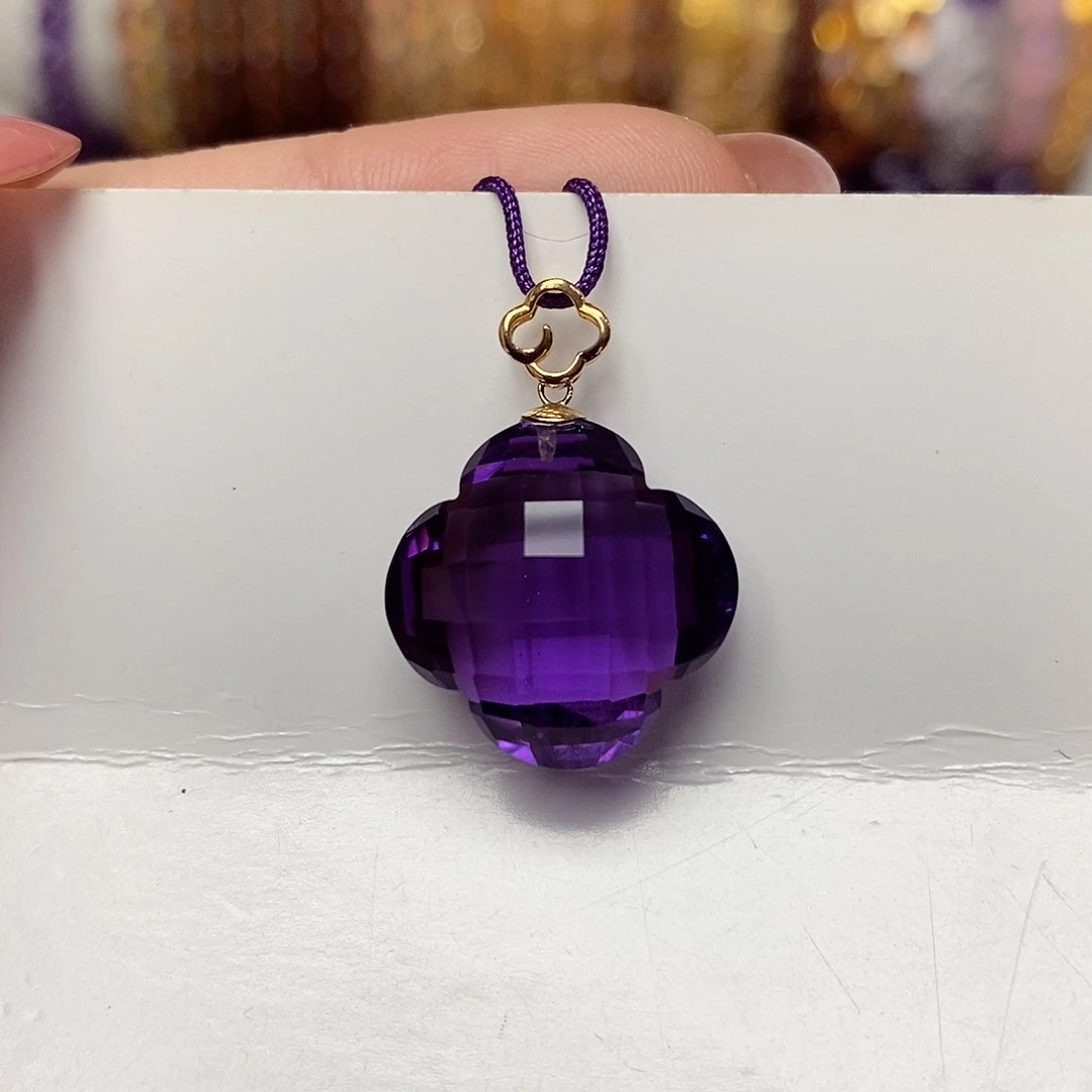 吊坠(赠链)18K金镶嵌紫晶四叶草