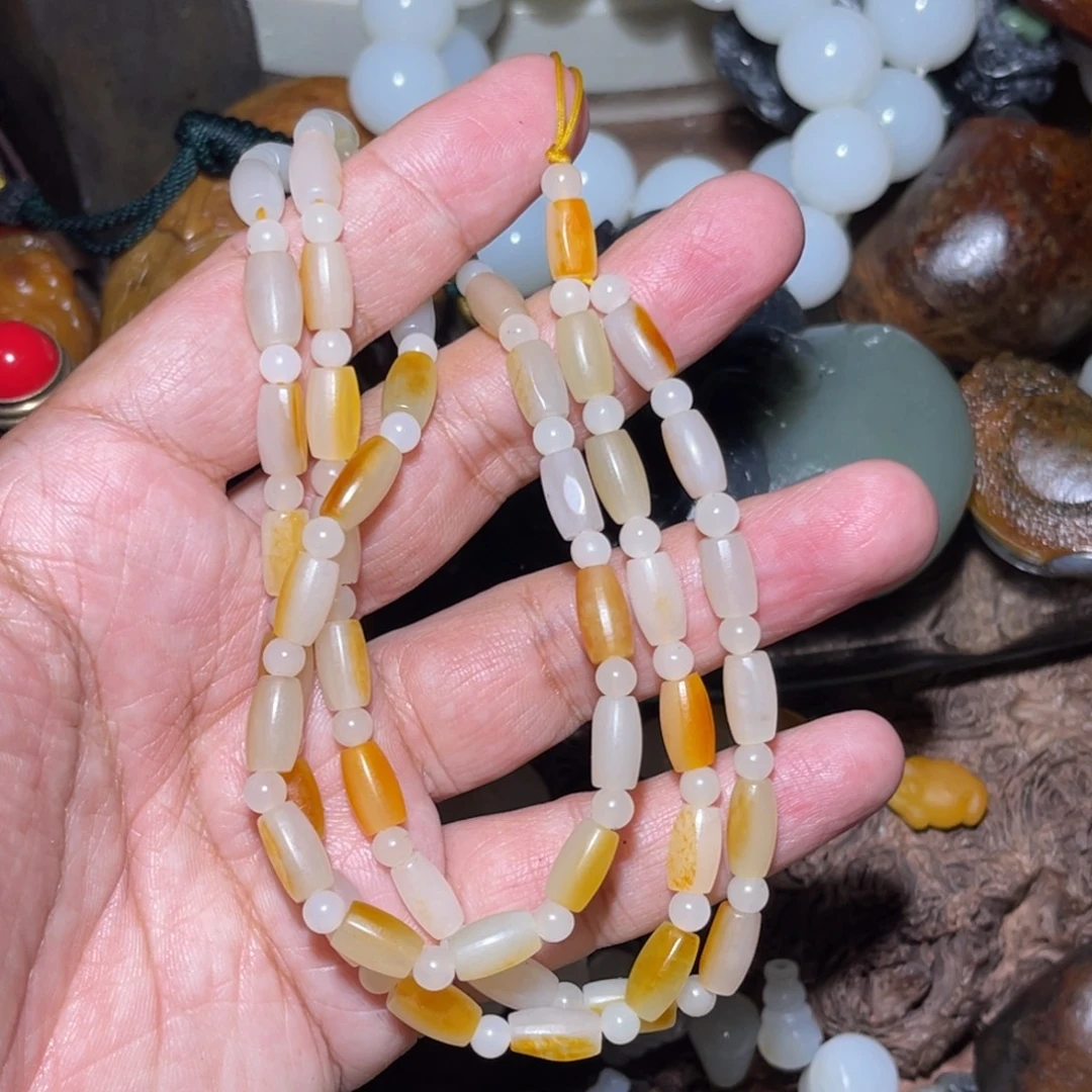 和田玉未镶嵌车挂