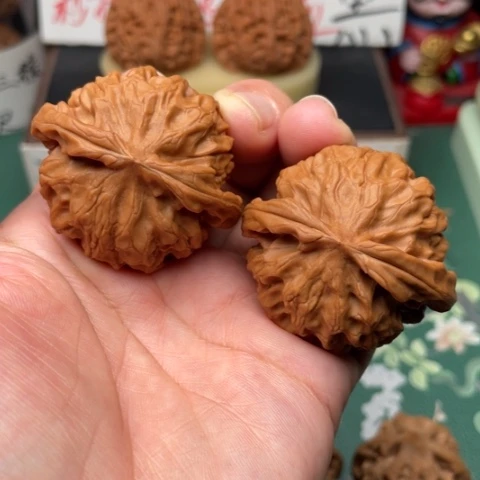 【闪购商品】文玩核桃吊坠45龙鳞