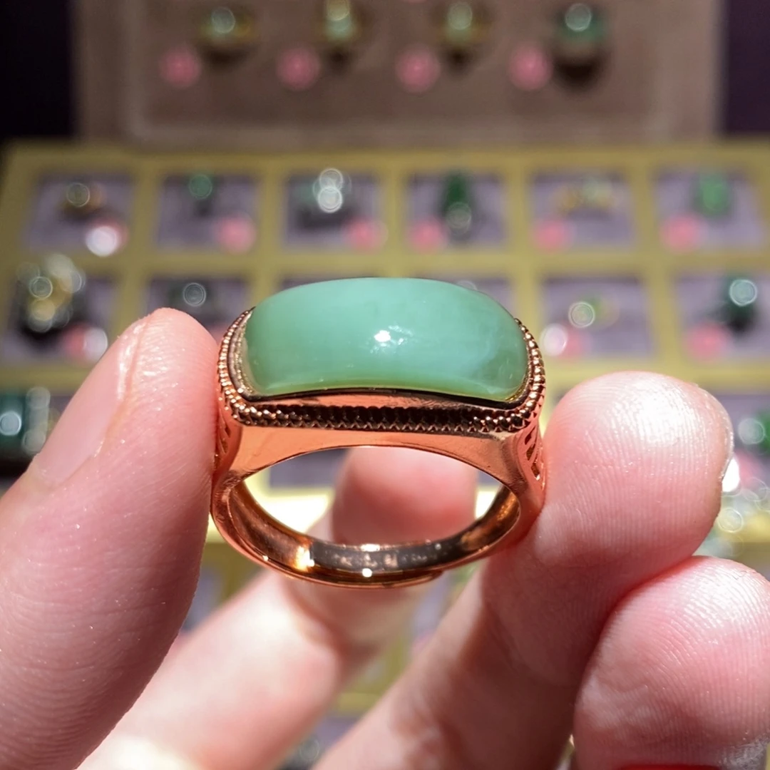 和田玉（碧玉）戒指未镶嵌