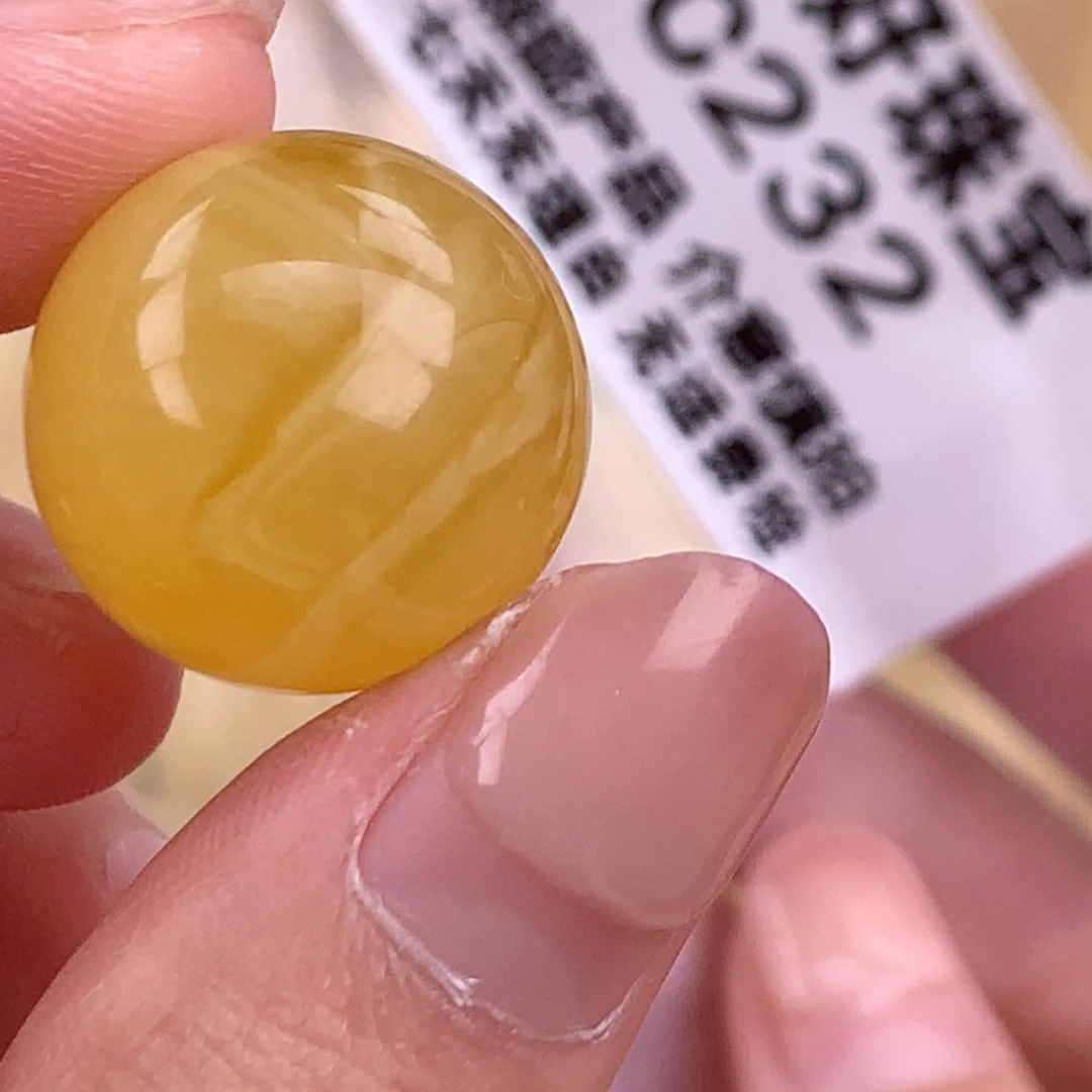 蜜蜡未镶嵌珠宝奇石18.9接近全品