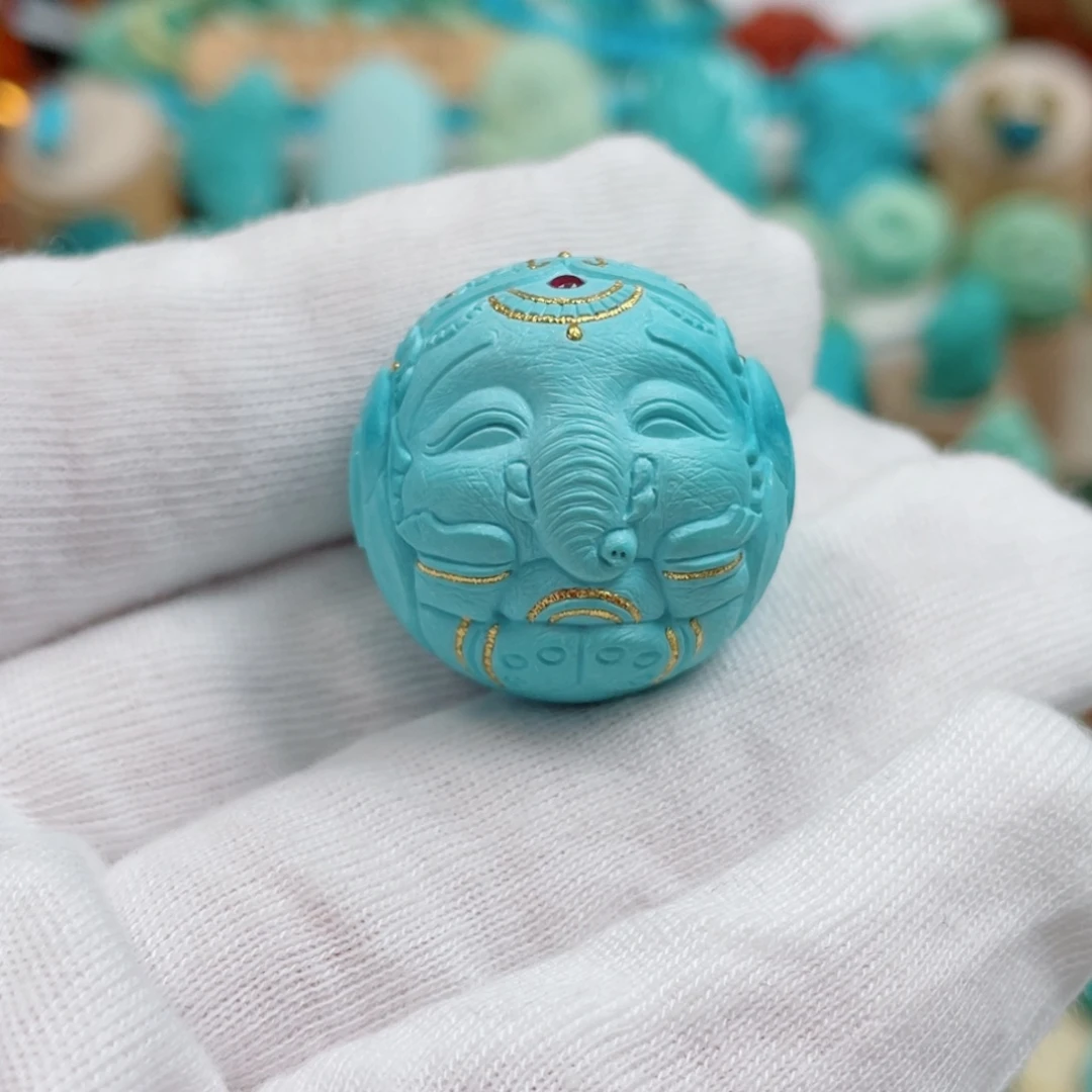 绿松石未镶嵌珠宝奇石