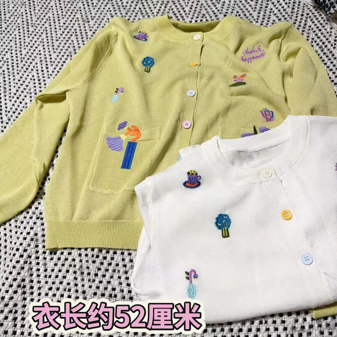 <小勋优选>25029刺绣花朵排扣长袖T恤（预售）