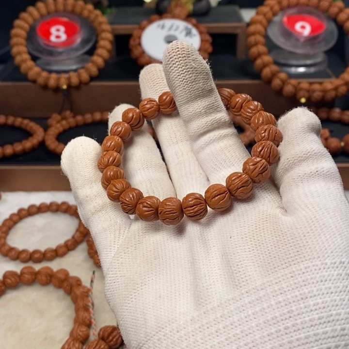 桃核吊坠大**祥秦岭龙纹