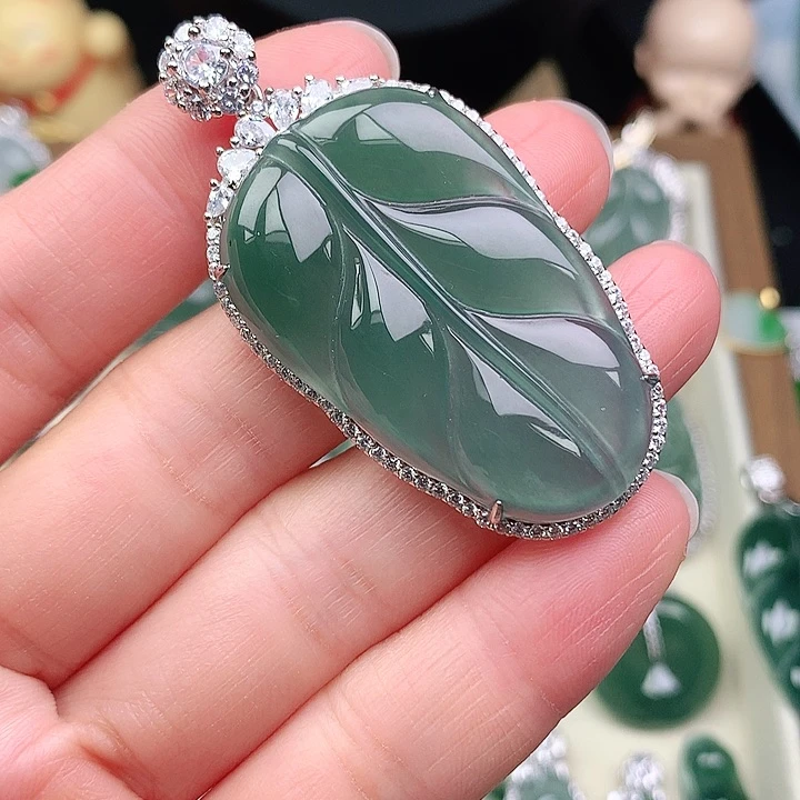 颈饰银S925镶嵌翡翠✌️****吊坠