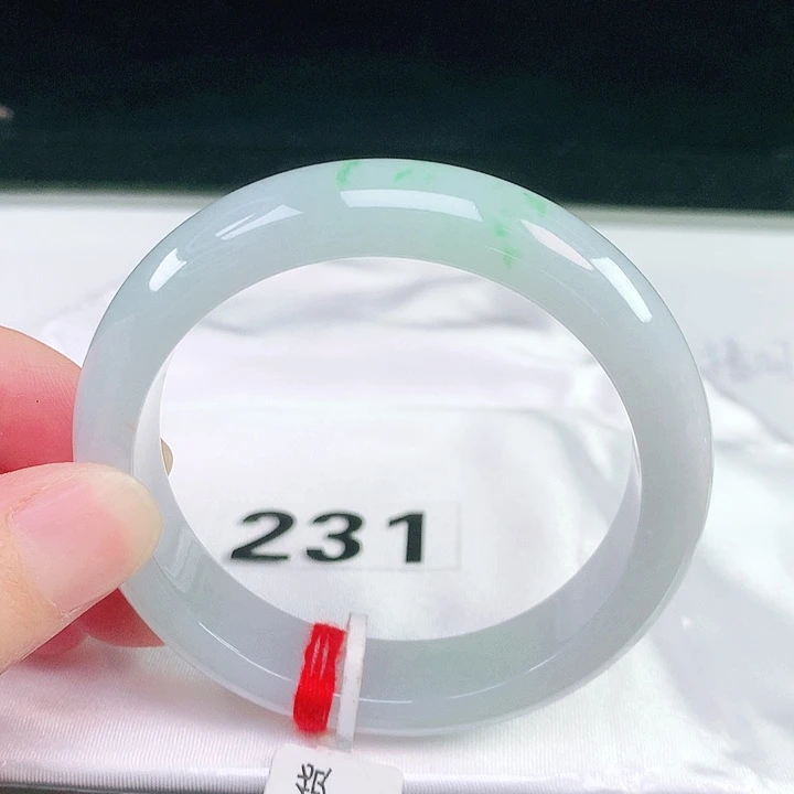 翡翠未镶嵌手镯231