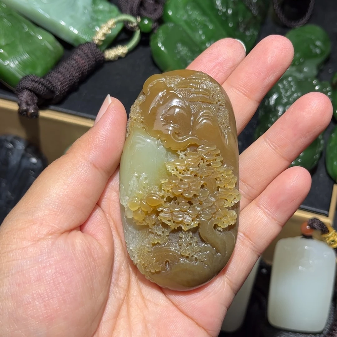 颈饰未镶嵌和田玉