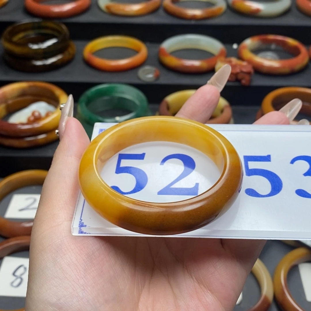 石英质玉（黄龙玉）手镯未镶嵌