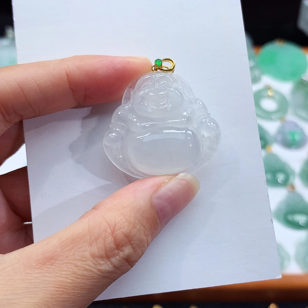 翡翠18K金镶嵌颈饰翡翠吊坠
