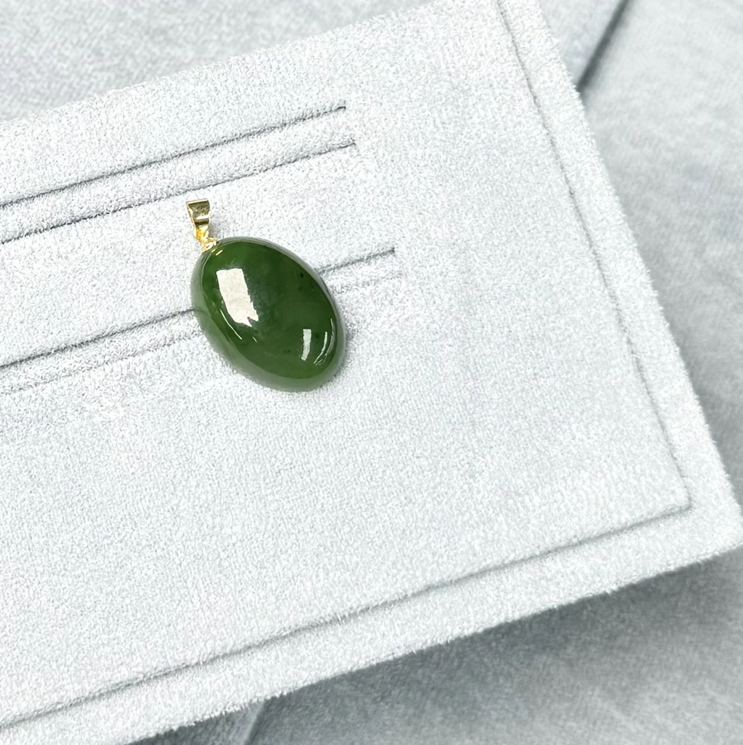 碧玉蛋面锁骨链·和田玉中号蛋面带链子