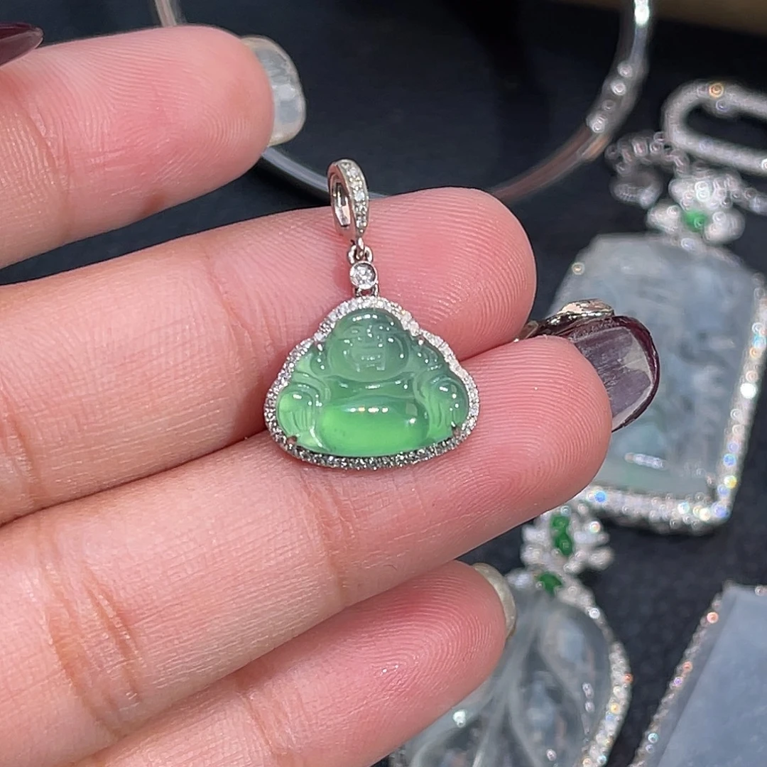 翡翠18K金镶嵌颈饰佛公