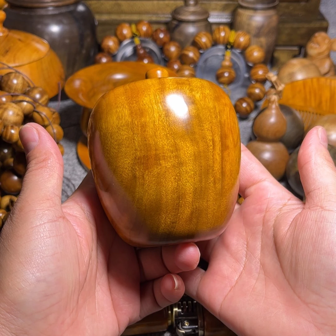 金丝楠苹果平安喜乐