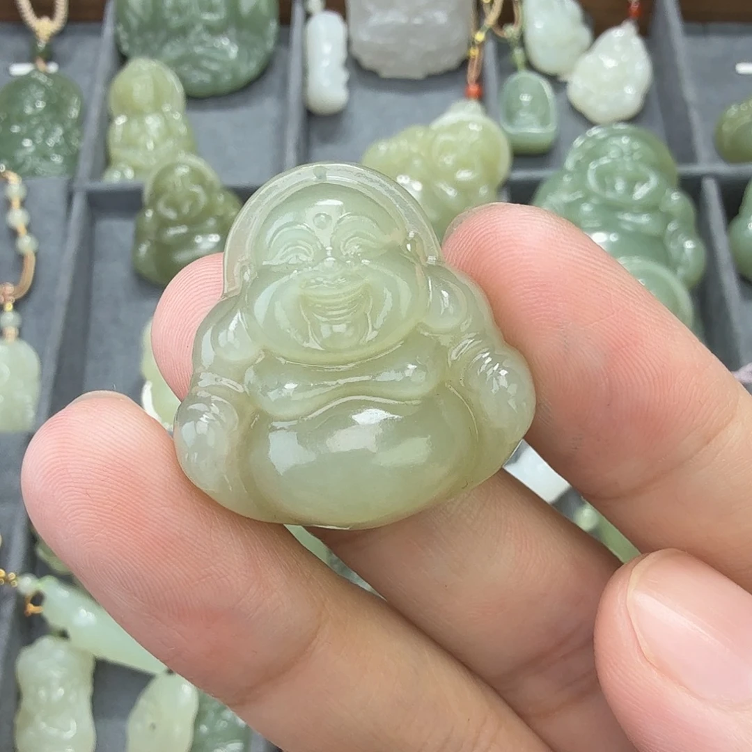 和田玉未镶嵌颈饰30mm佛公特价款