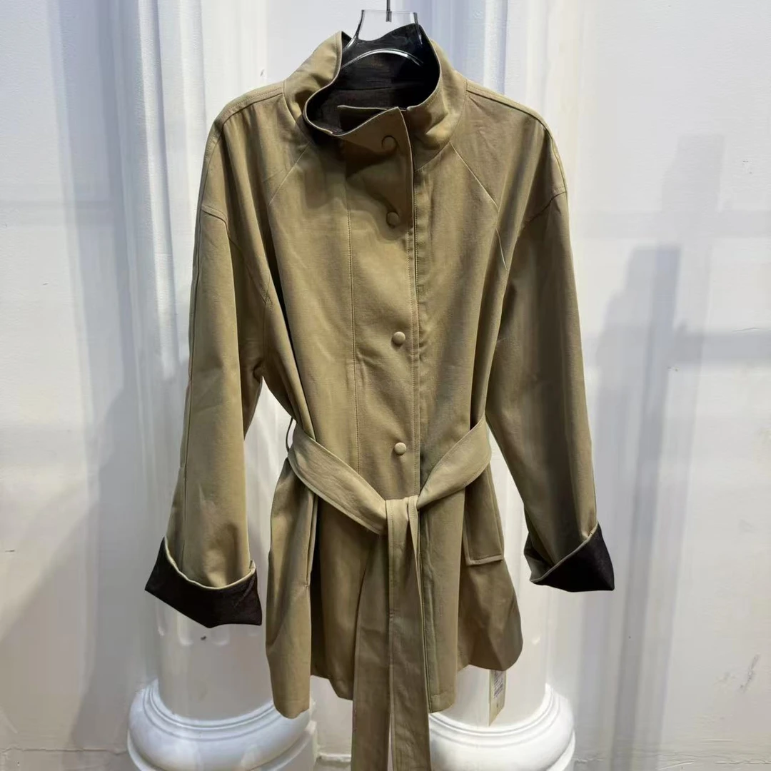 【三木服饰】2026设计师款高级极简风高定短款风衣