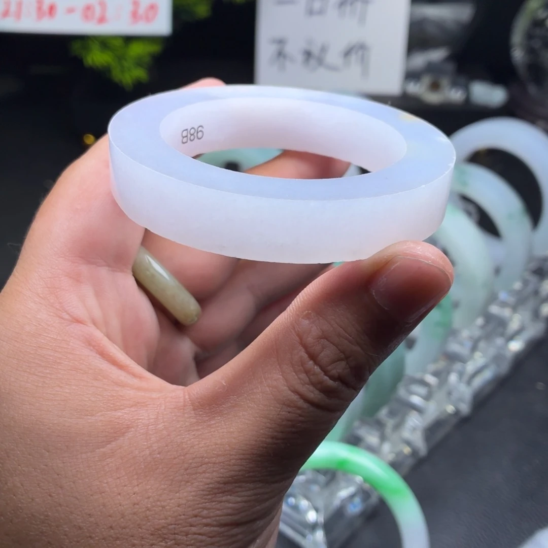 定制翡翠未镶嵌翡翠冰粉