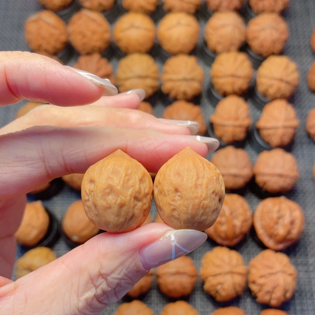 文玩核桃把件小红枣