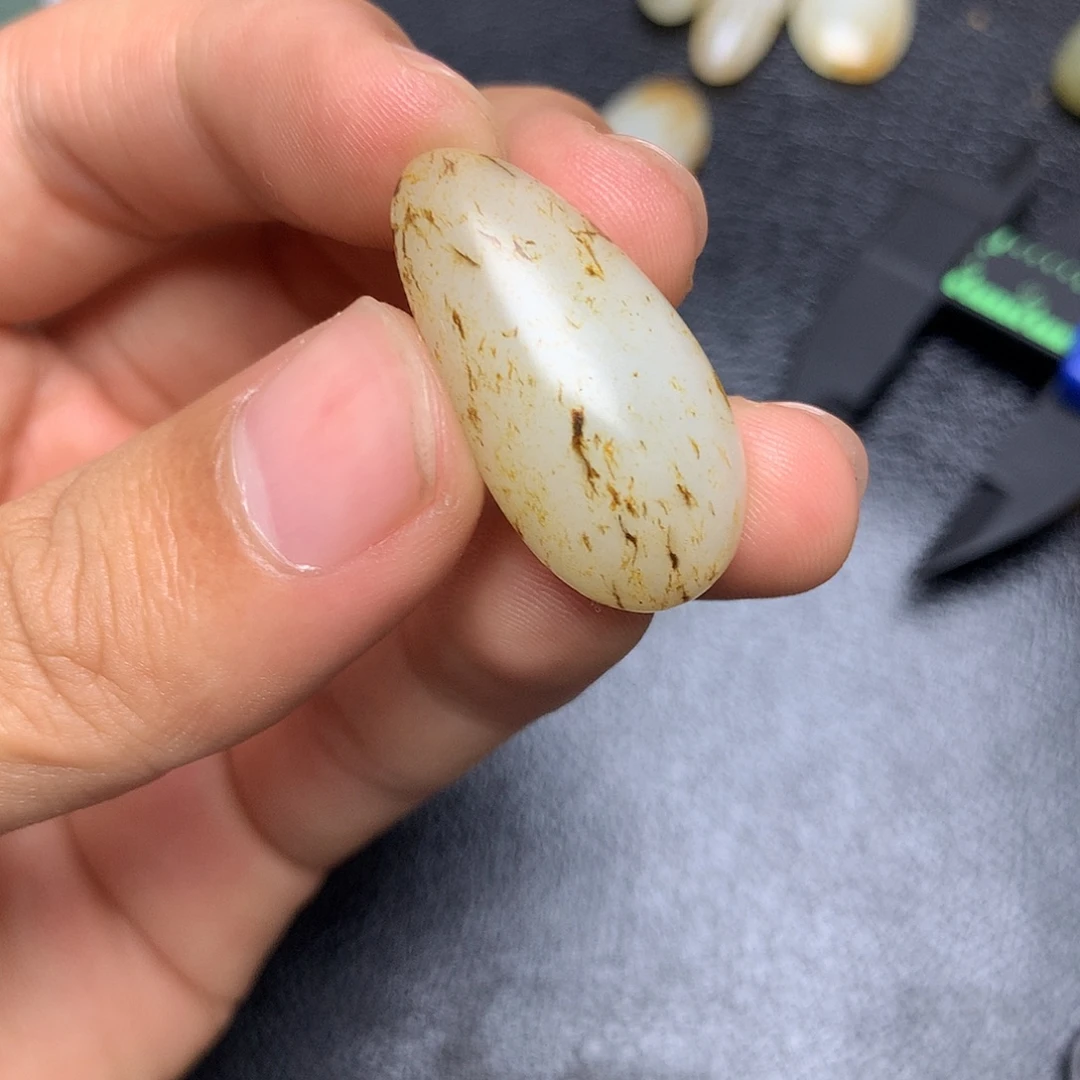 未镶嵌和田玉挂件