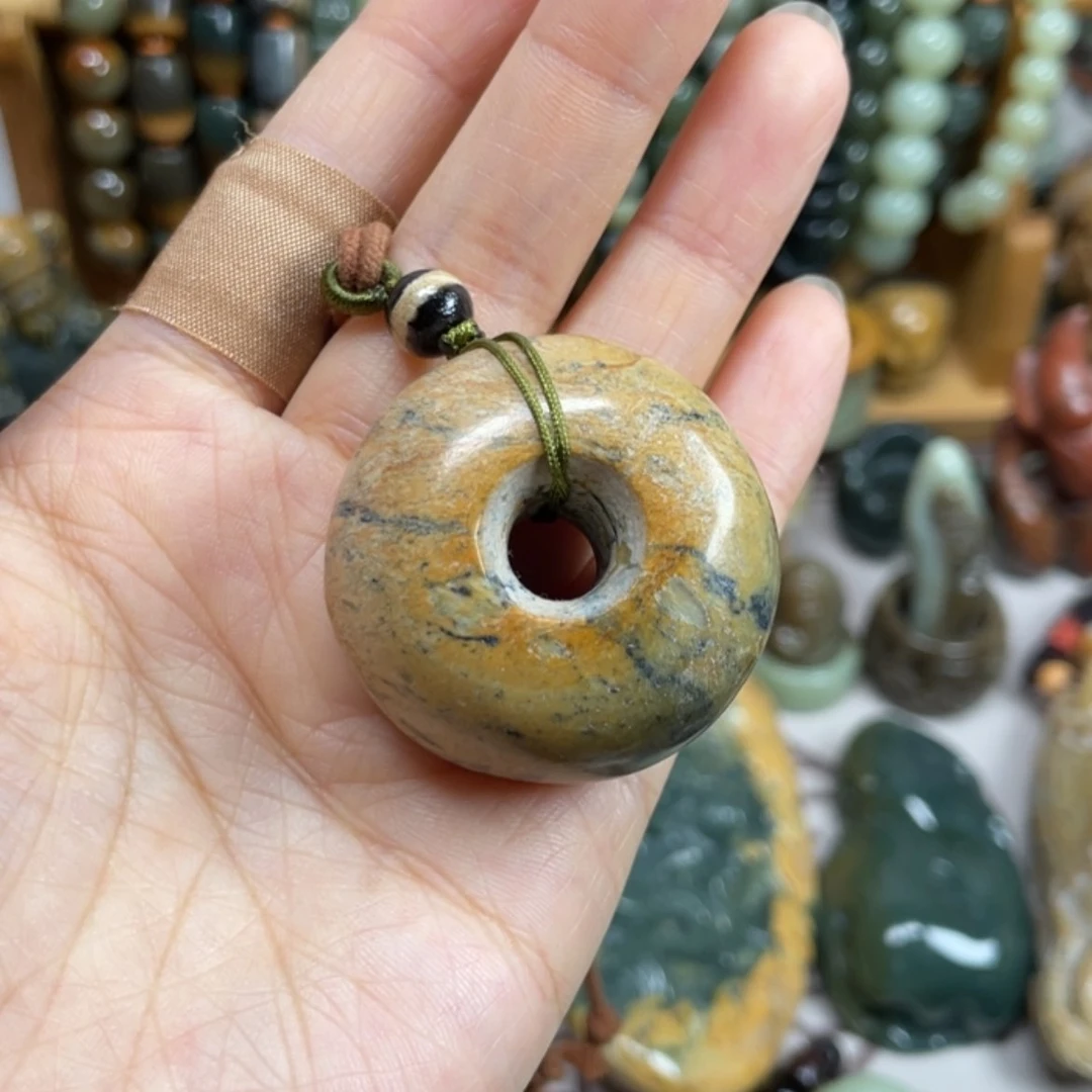 【闪购商品】岫岩河磨玉（透闪石质玉）未镶嵌挂件