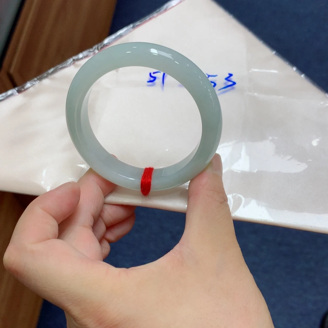 翡翠手镯未镶嵌买断