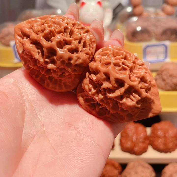 文玩核桃把件帝王