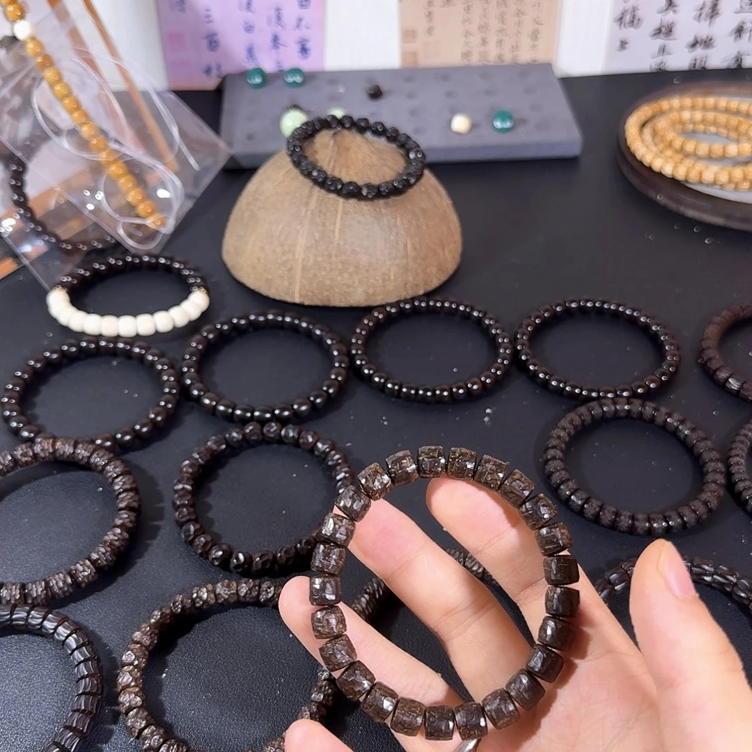 宁***.椰蒂吊坠原生态椰蒂98刀纹