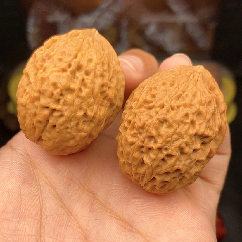 【闪购商品】文玩核桃把件36尺铁罗汉