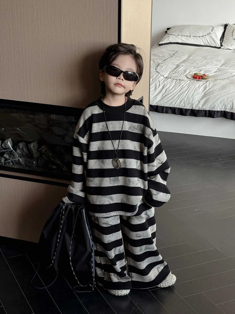 【XST.JDB】2024秋冬款加绒韩版宽松条纹套装