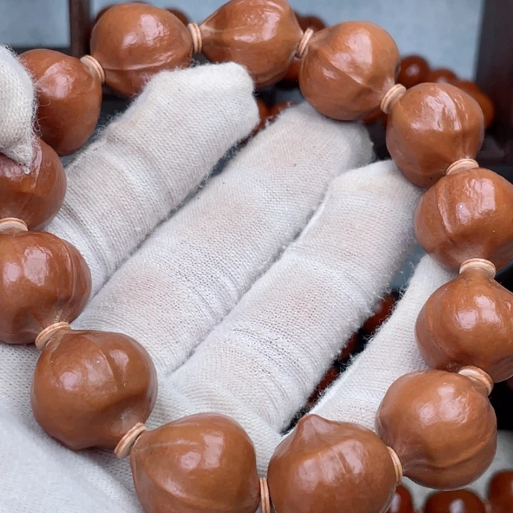 橄榄核吊坠几*橄榄1.9分