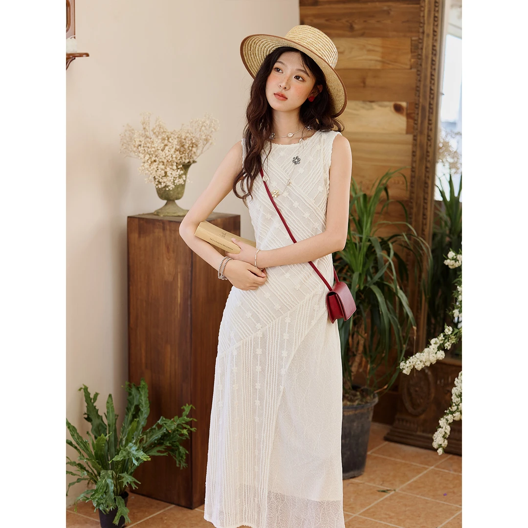 谜秀新品米杏重工蕾丝鱼尾连衣裙2025夏无袖显瘦气质修身长裙