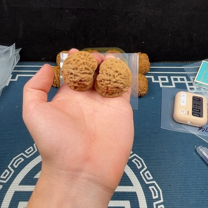 马***逸吊坠文玩核桃哈哈哈哈哈哈哈哈哈哈