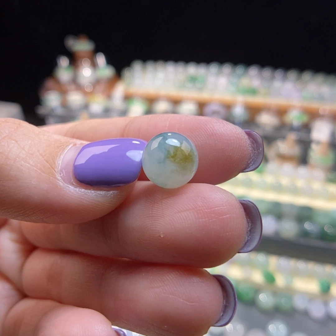 翡翠未镶嵌颈饰9.7飘花飘黄