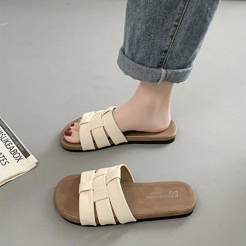 网红软底凉拖鞋女外穿2025年夏季新款仙女风配裙子平底沙滩一字拖