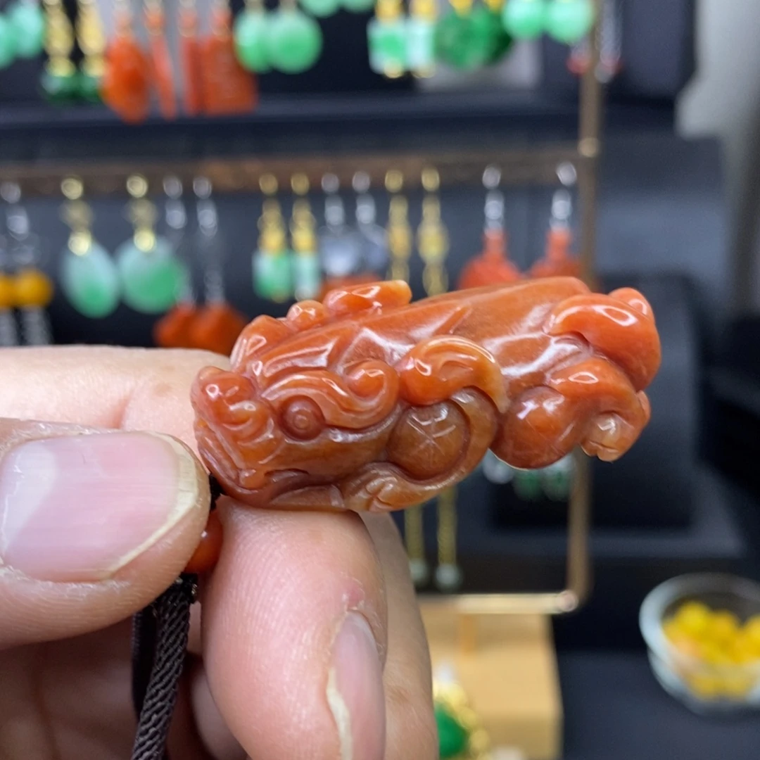 颈饰未镶嵌翡翠吊坠