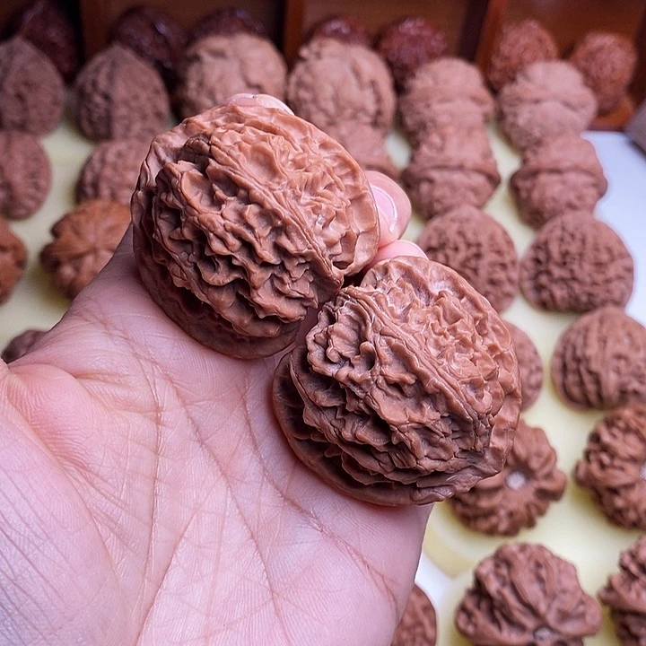 【闪购商品】文玩核桃把件｛**｝43苹果园