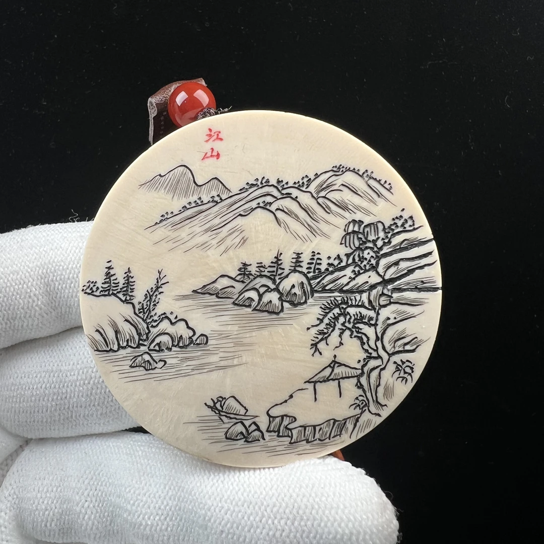 P6773天然猛犸牙圆饼山水牌57x11mm支持鉴定 假一罚四