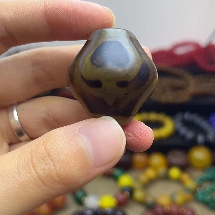 玛瑙/玉髓未镶嵌玛瑙珠子1111