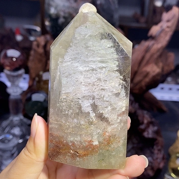 水晶珠宝半成品未镶嵌千层金字塔