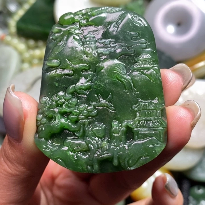 和田玉颈饰未镶嵌