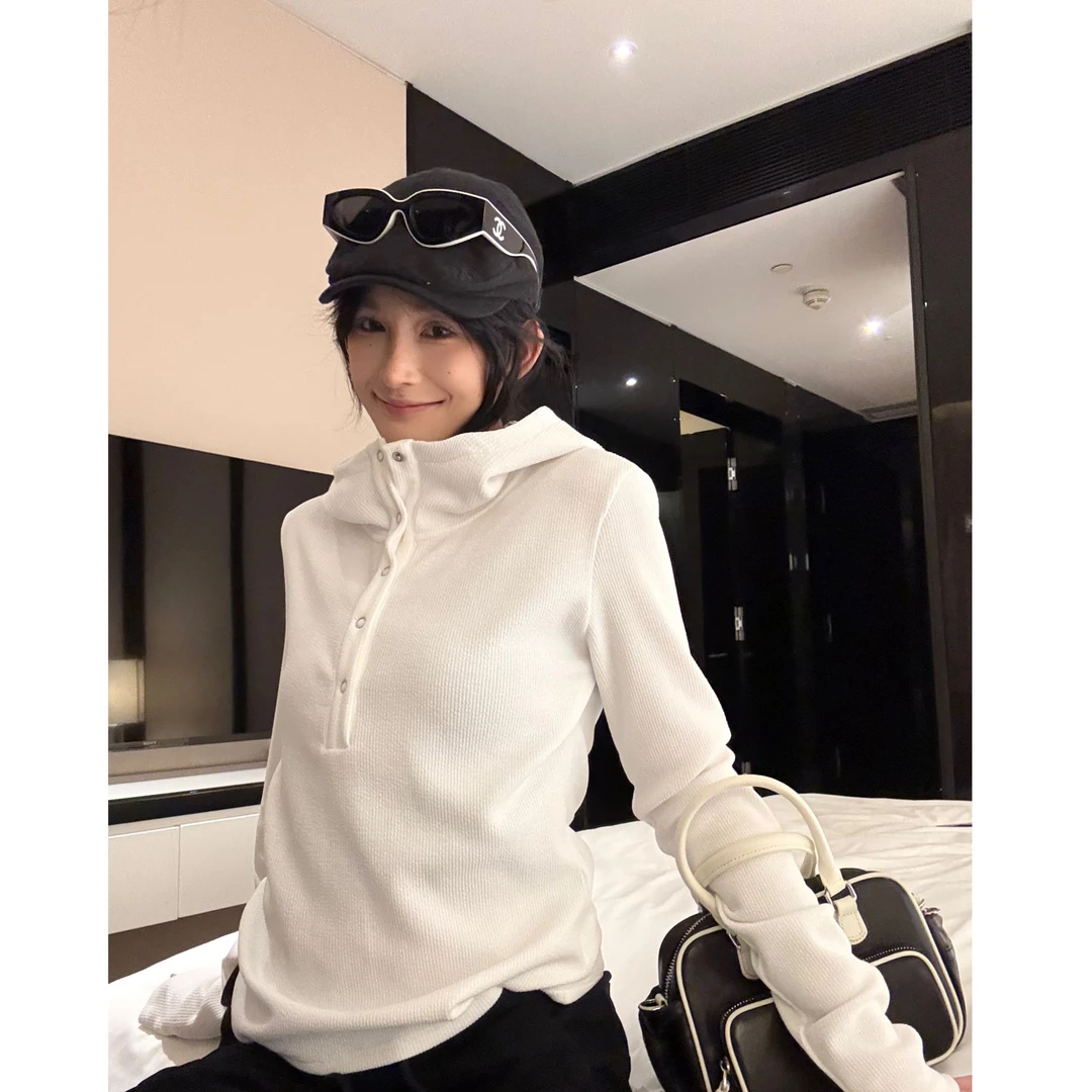 现货【魔法精灵】早秋连帽长袖套头T恤衫女韩版宽松上衣62460