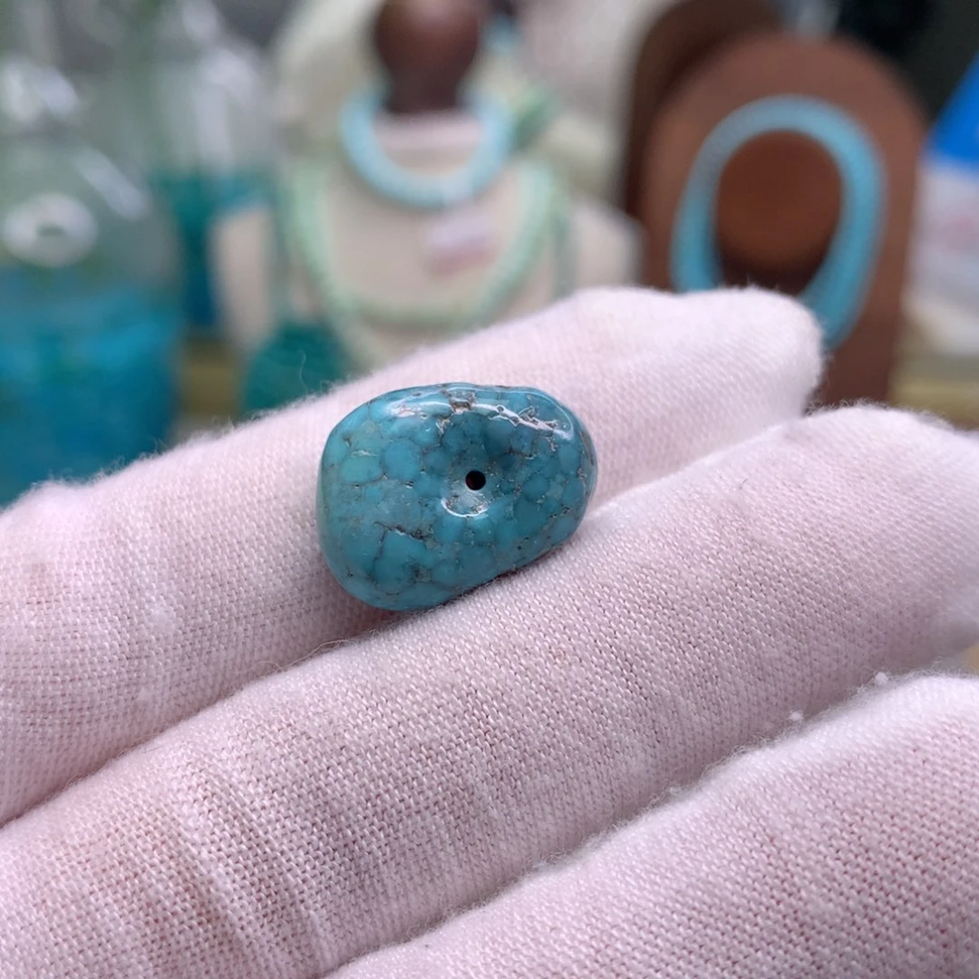 绿松石未镶嵌饰品