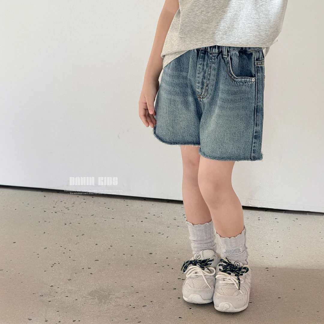 【嗒囜】八道工艺~40支精梳牛仔棉 女童裤子夏装宽松儿童牛仔短裤