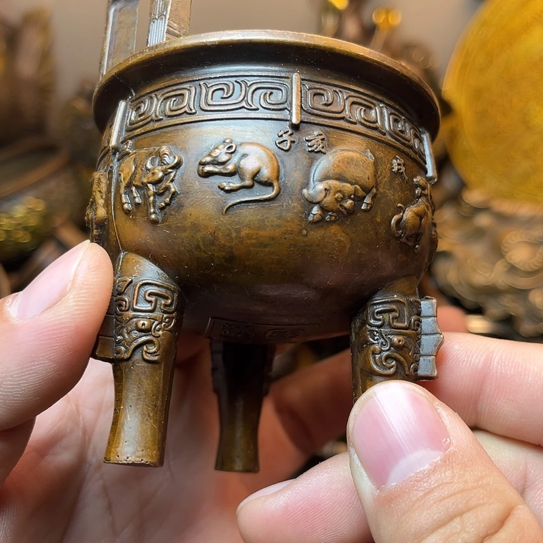 精美铜器工艺品等