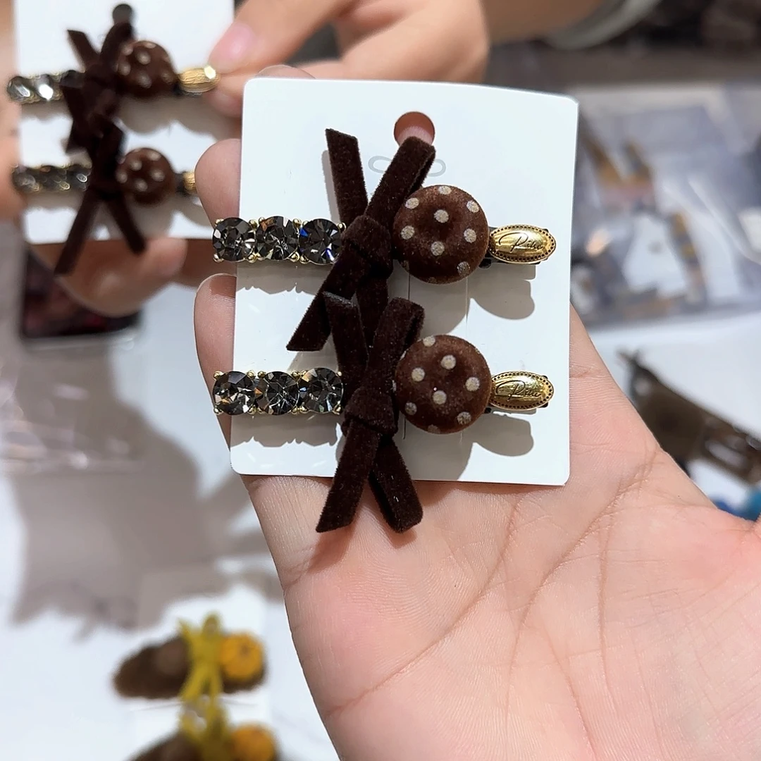 布艺非金属T05波点球球钻压夹2个