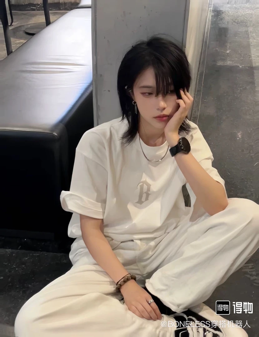 【贝塔】潮牌B字发泡绒面款短袖 男女同款