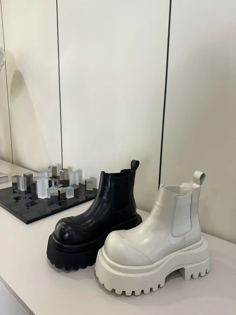 唐小肉增高粗跟秋冬季烟筒靴头高智明星同款百搭时尚99-2厚底圆头