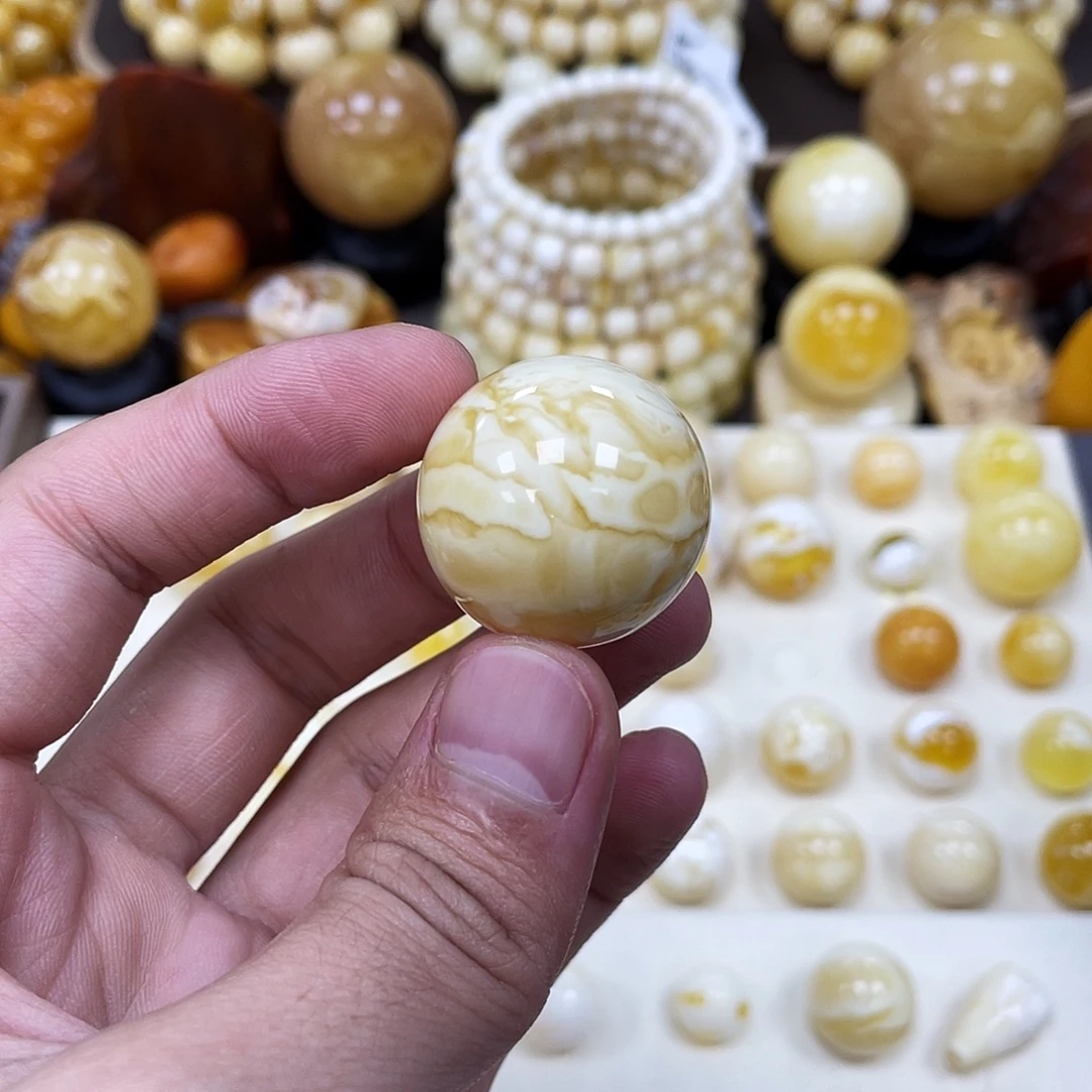蜜蜡未镶嵌珠宝奇石27.0mm【虎皮妖花石膏白】圆珠