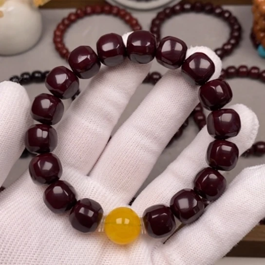 北****超猴头关的一个小镇上