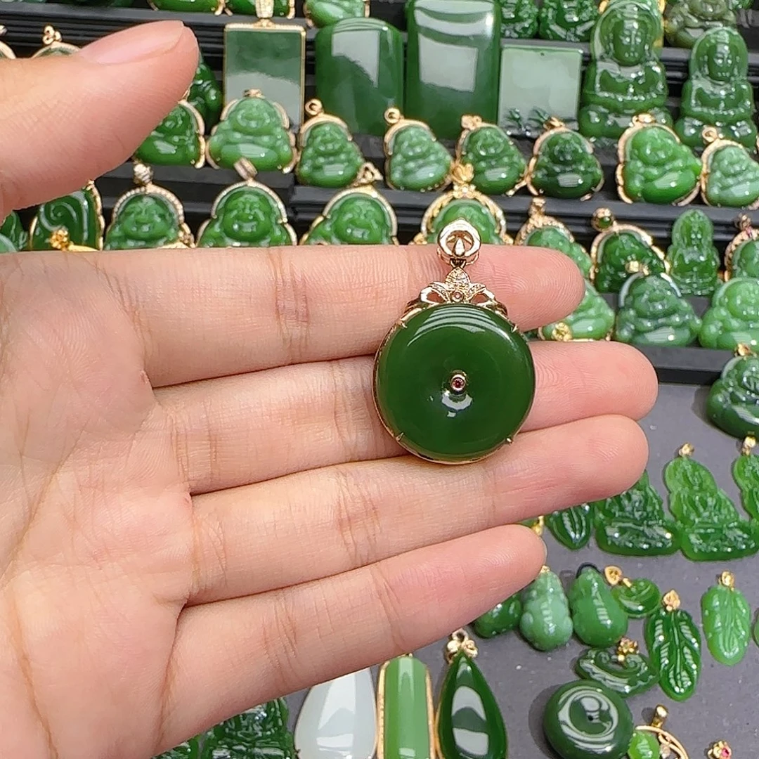 和田玉（碧玉）18K金镶嵌颈饰