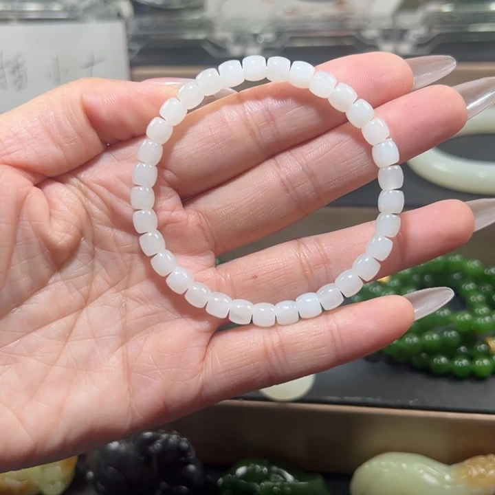 和田玉未镶嵌手链