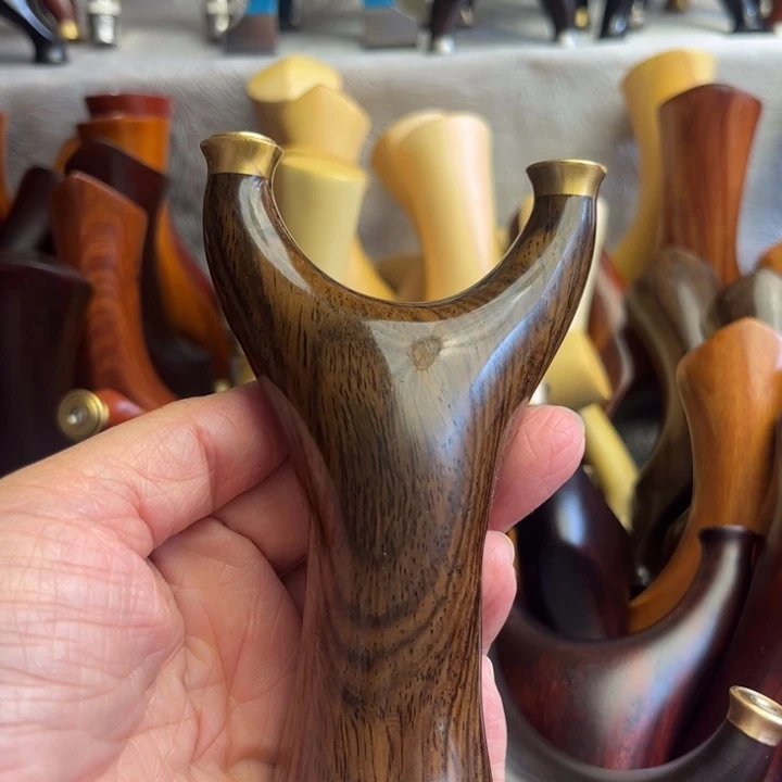 大果紫檀（缅甸花梨）瑕疵